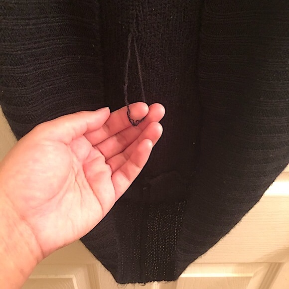 Seductions Cocoon Knit Sweater - Picture 10 of 12